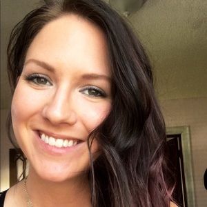 Meet your Posher, Cassie